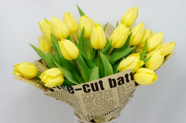 Yellow tulips bouquet - Image 2