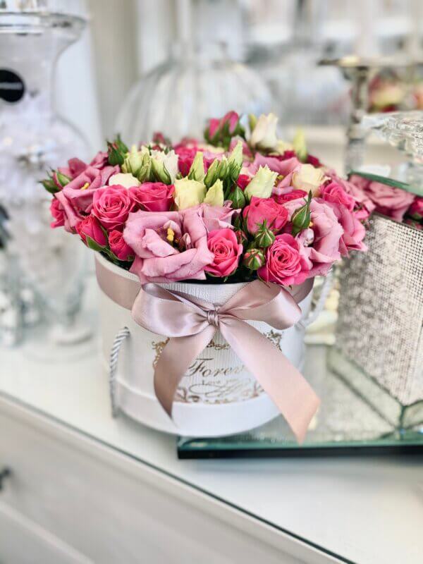 Romance in Box - Image 2